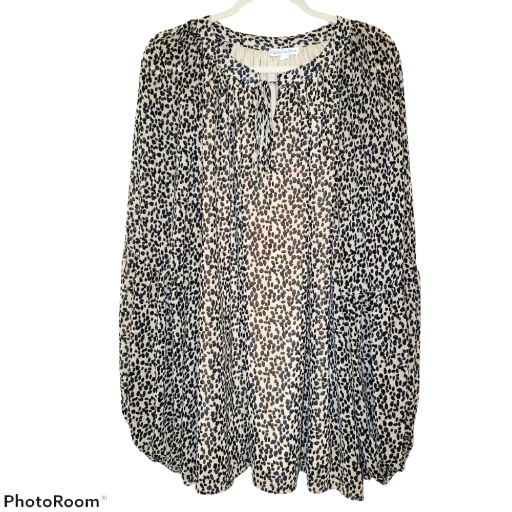 Ophelia Roe Plus Animal Print Balloon Sleeve Top